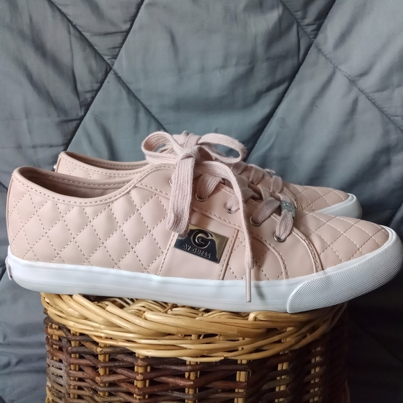 Women's G By Guess Quilted Dusty Rose Faux Leather Lace Up Sneakers Pink & White - Picture 5 of 16